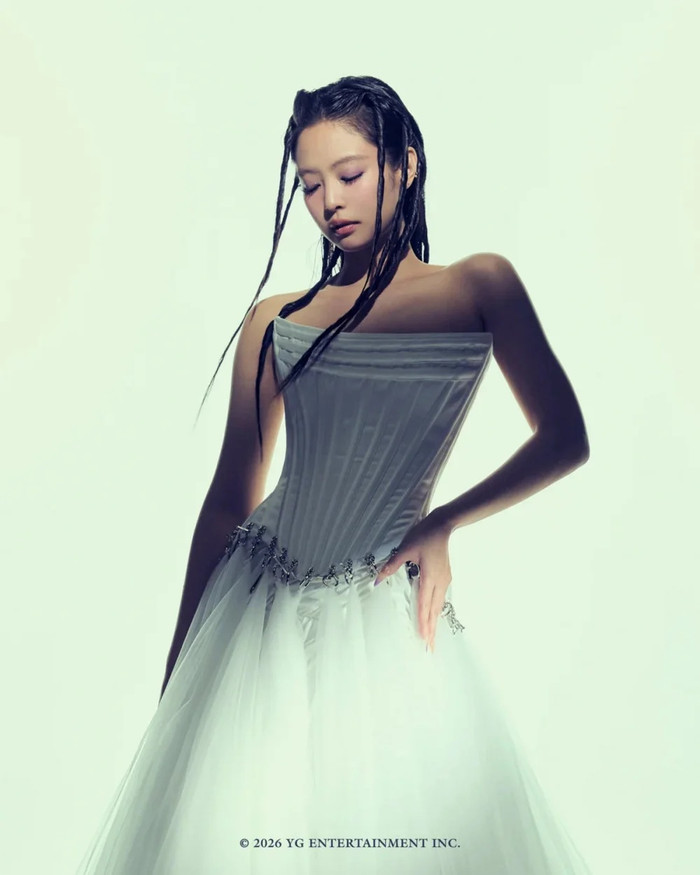 Rosé gợi cảm bất ngờ trong poster mới của BLACKPINK Ảnh 2