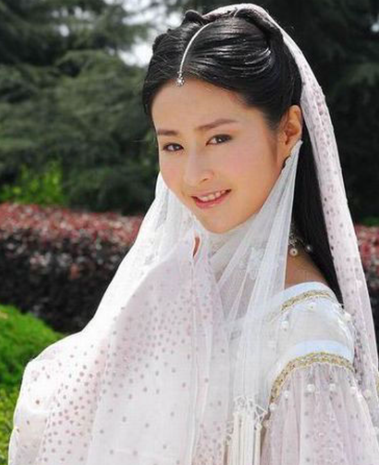 Hương Hương công chúa do Lưu Dĩnh thể hiện năm 2008.