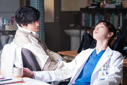 7 huyền thoại phim Hàn được xem lại nhiều nhất: Quán quân 10 năm nữa vẫn là tượng đài Ảnh 14