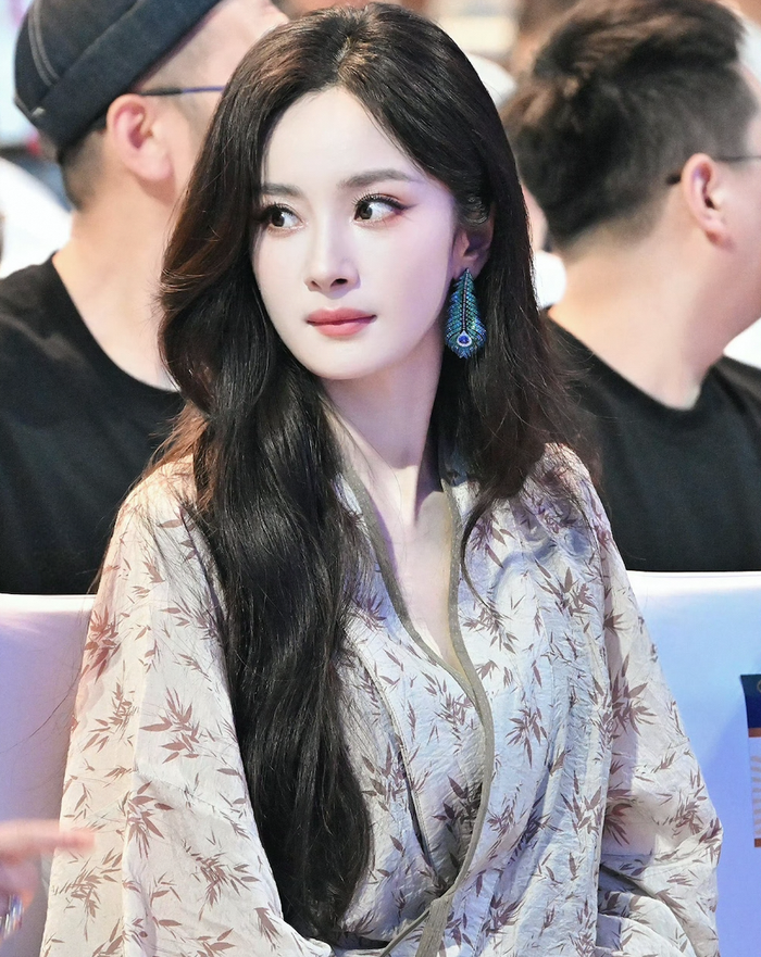 Dương Mịch là một trong những cái tên nhận được nhiều sự chú ý trên màn ảnh Hoa ngữ.