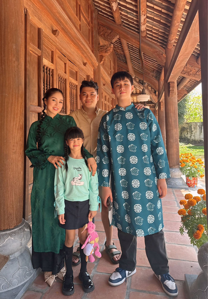 Gia đình hạnh phúc của Lê Phương ở hiện tại.