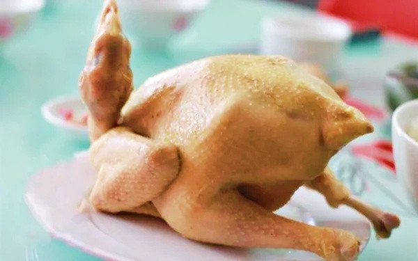 Bộ phận này của gà vừa nhỏ, vừa độc nhưng nhiều người lại tranh nhau ăn Ảnh 1