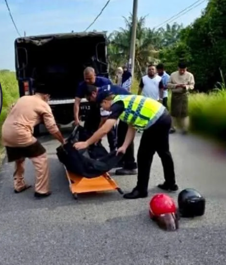 Người đàn ông chở lưỡi liềm bằng xe máy, gây ra sự việc thương tâm Ảnh 2