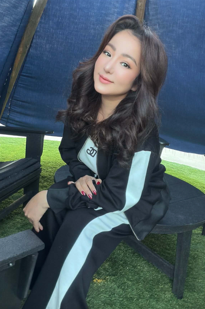 Thúy Nga nỗ lực giữ gìn nhan sắc trẻ trung khi ở độ tuổi trung niên. Ảnh: FBNV