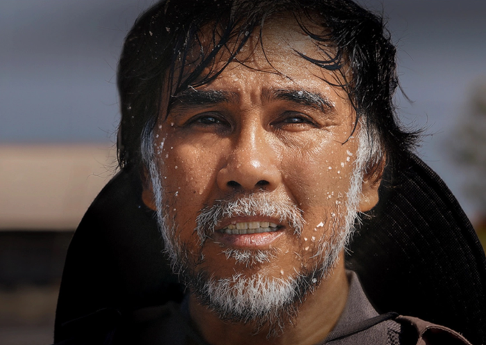 Quyền Linh trong tạo hình người cha diêm dân trong phim điện ảnh Hai Muối