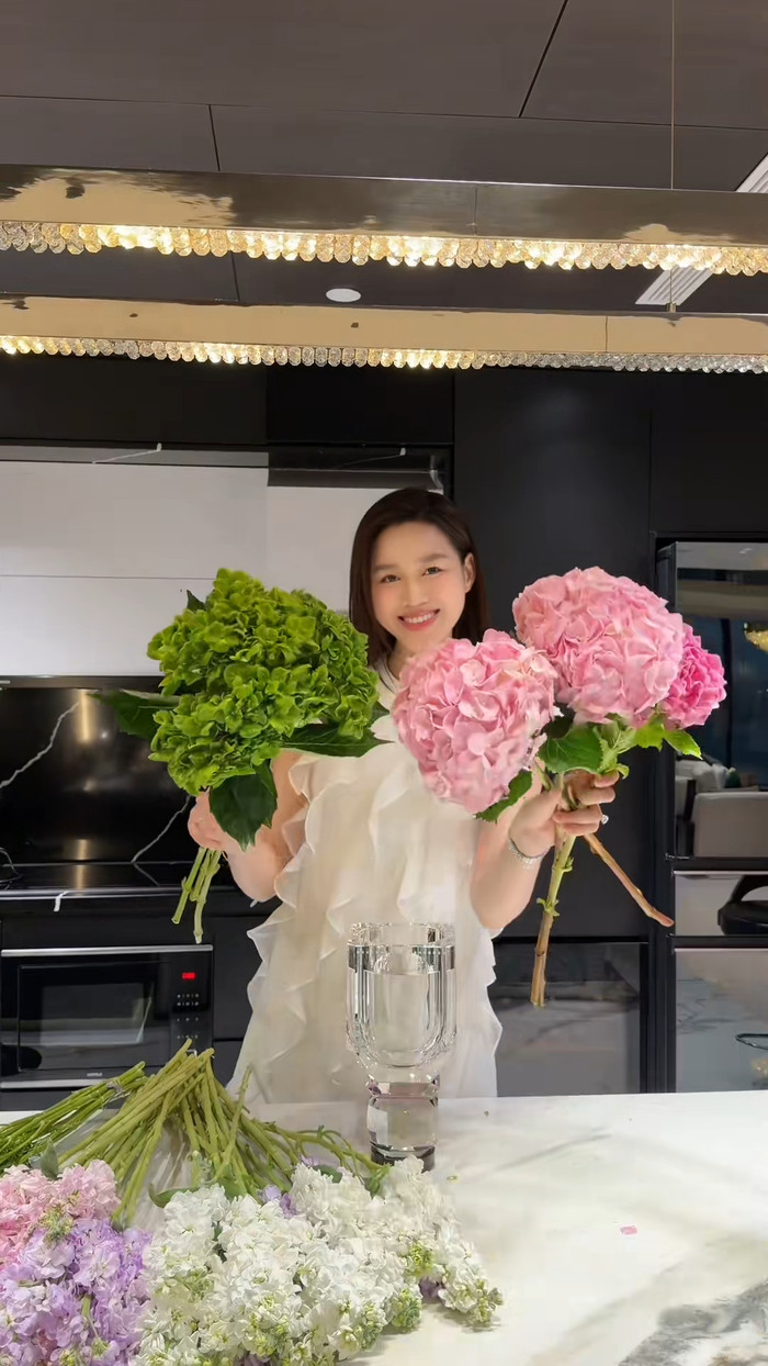 Đỗ Thị Hà chăm chỉ sáng tạo nội dung trên mạng xã hội trong vài năm gần đây. Ảnh chụp màn hình