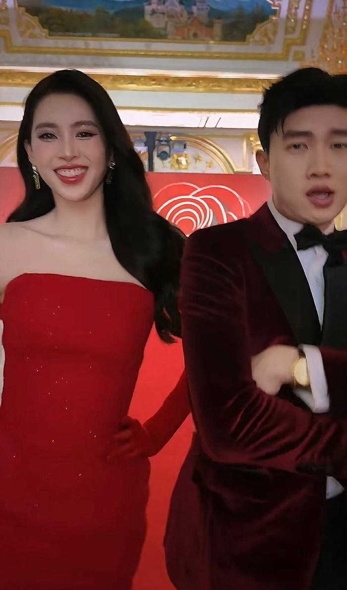 Tiểu Vy chia sẻ đoạn clip hài hước cùng Quốc Trường.