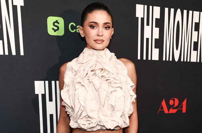 Kylie Jenner xuất hiện tại premiere The Moment, bộ phim đánh dấu màn ra mắt điện ảnh của cô