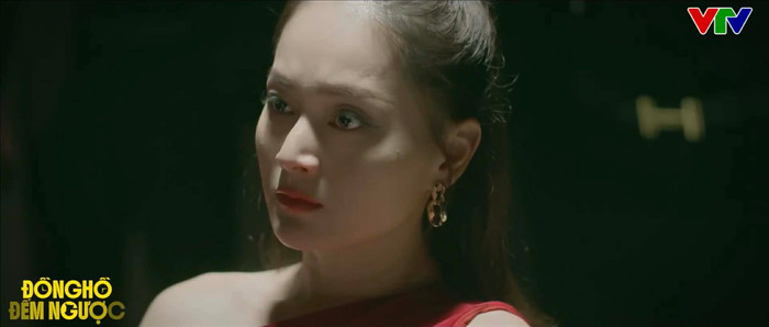 Vừa trở lại màn ảnh, Lan Phương đã rơi vào bi kịch khi bị tình trẻ lợi dụng và lừa dối.