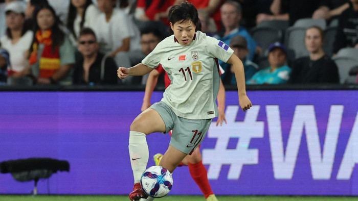Tiền vệ Wu Chengshu trở thành một nhân tố quan trọng của Trung Quốc khi nhà đương kim vô địch chuẩn bị bước vào trận tứ kết gặp Đài Bắc Trung Hoa tại AFC Women's Asian Cup 2026. Ảnh: AFC
