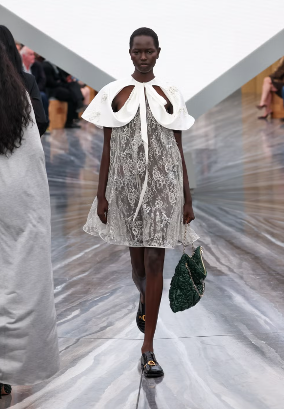 Một mẫu thiết kế từ bộ sưu tập Dior Xuân Hè 2026. Ảnh: Getty Images