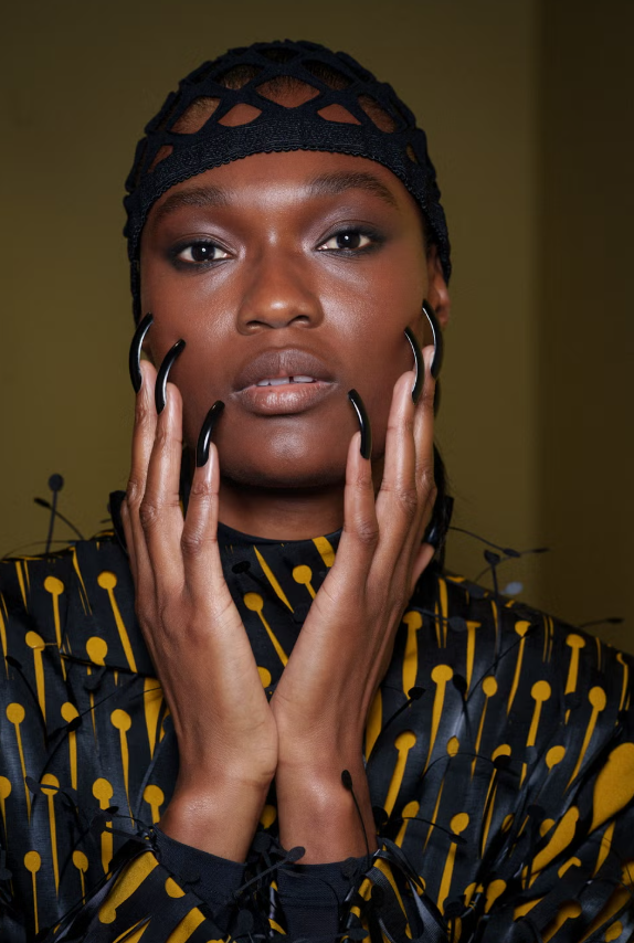 5 xu hướng móng tay mùa xuân từ sàn diễn New York Fashion Week Ảnh 1