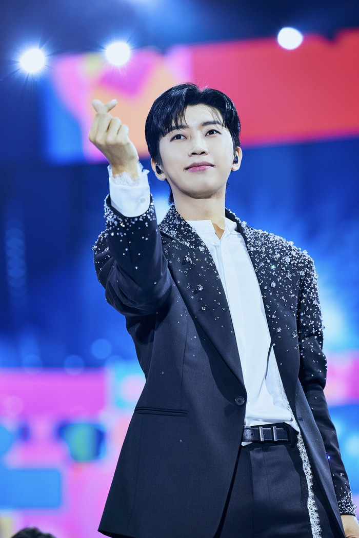 Hành trình 6 năm của Lim Young Woong: Từ hiện tượng truyền hình đến 'ông hoàng nhạc Trot' Ảnh 5