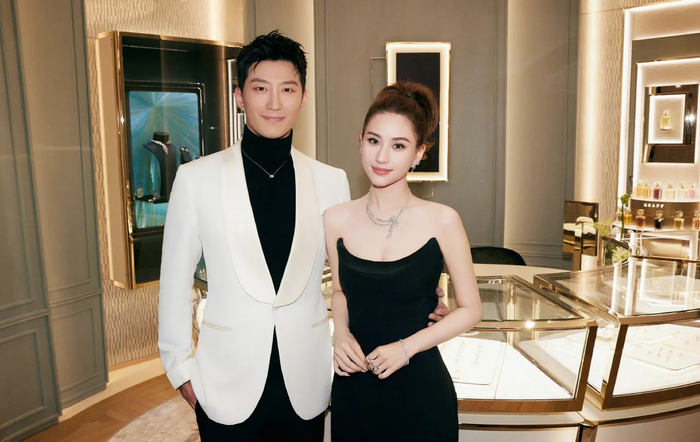 Sau tin đồn thất thiệt về cuộc sống hôn nhân, Đậu Kiêu và vợ từng được bắt gặp đã dành thời gian đi du lịch ở nước ngoài. Ảnh: Weibo