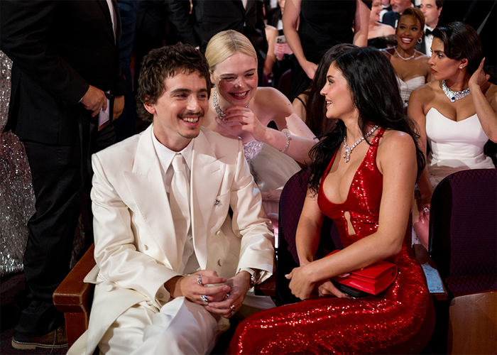 Timothée Chalamet, Elle Fanning và Kylie Jenner.