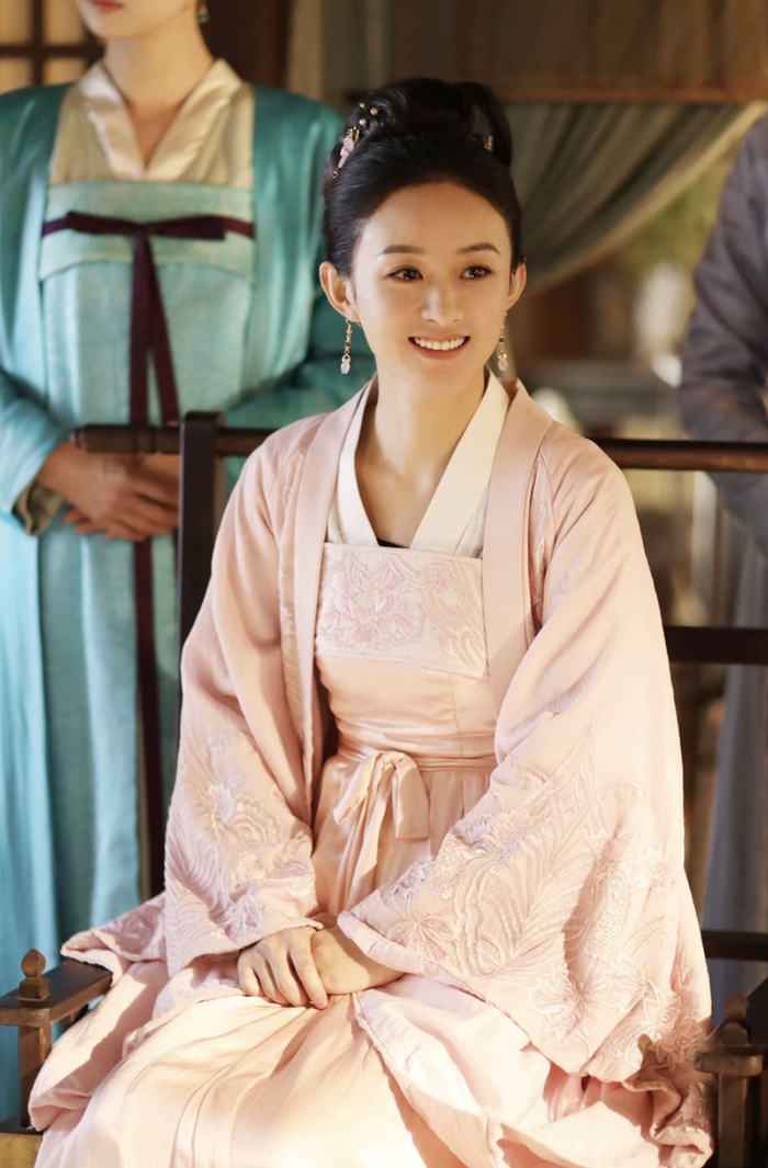 Tạo hình xinh đẹp của Triệu Lệ Dĩnh trong Minh Lan Truyện. - Ảnh: IMDb