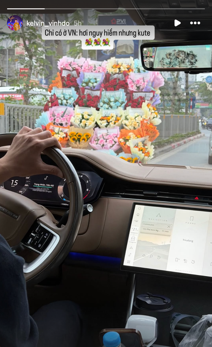 Doanh nhân Đỗ Quang Vinh đăng tải hình ảnh dễ thương khi đang ngồi trong xe ô tô. (Ảnh: chụp màn hình)