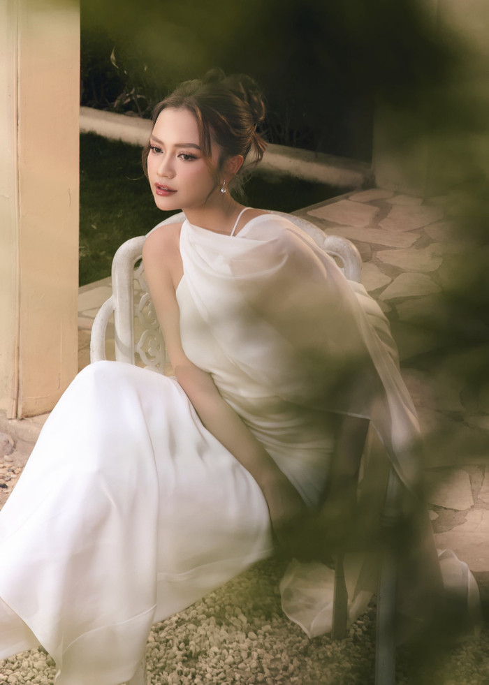 Hoa hậu Ngọc Châu vực dậy sau biến cố, tham gia nhiều hoạt động giải trí.