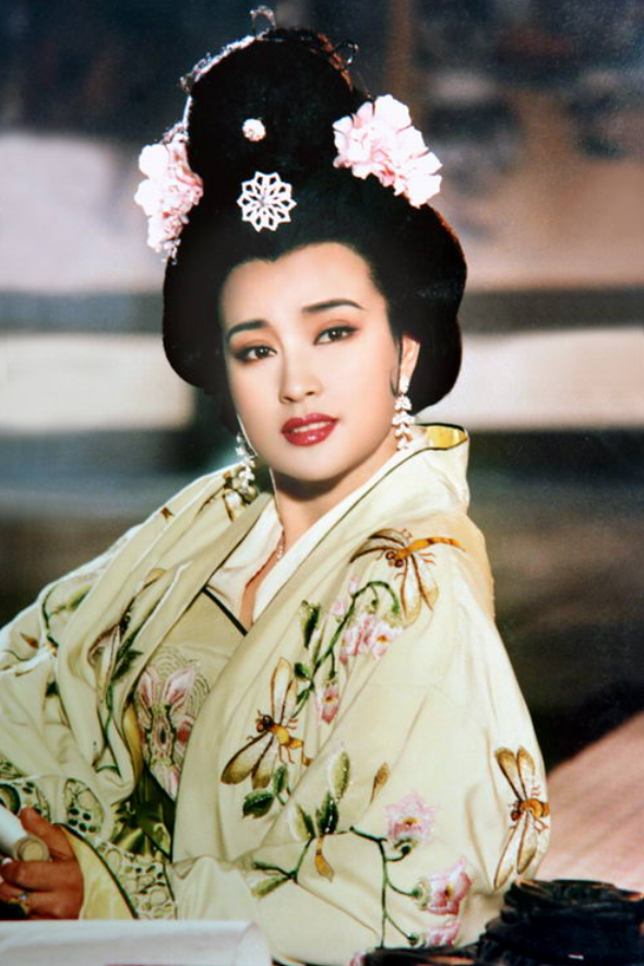 Nữ diễn viên trong vai Võ Tắc Thiên, một trong những vai diễn kinh điển