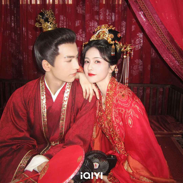 Trương Lăng Hách từng vướng nghi vấn tình cảm với Bạch Lộc khi cả hai hợp tác trong Ninh An Như Mộng.&nbsp;