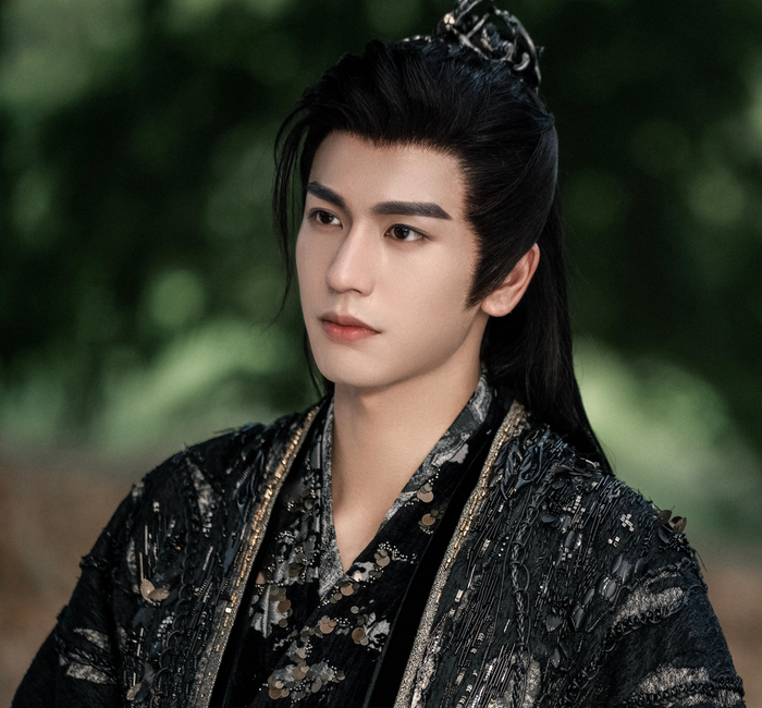 Chuyện tình cảm của Trương Lăng Hách đang nhận được nhiều sự quan tâm từ khán giả.