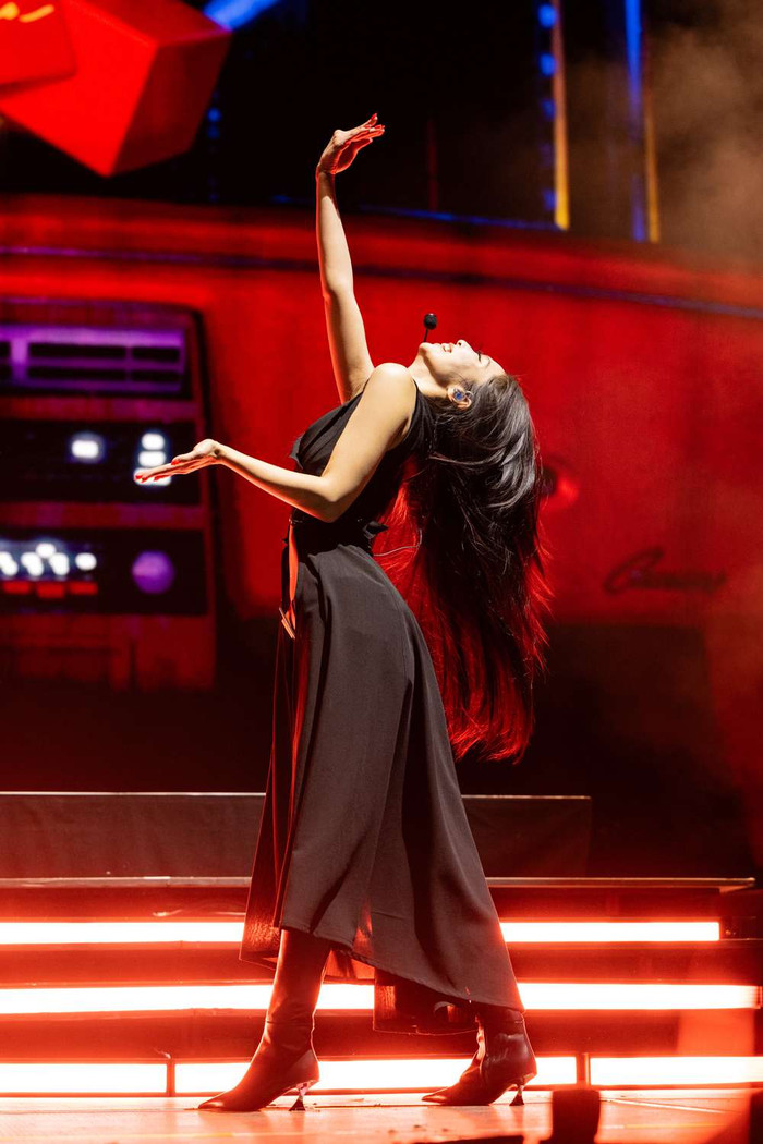 Jennie làm nên lịch sử tại Lollapalooza 2026 Ảnh 4