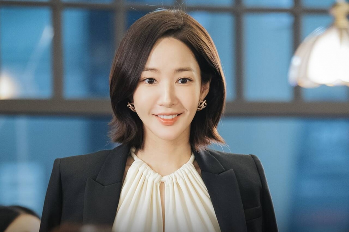Park Min Young cho thấy sự nghiêm túc và tận tâm cho vai diễn.