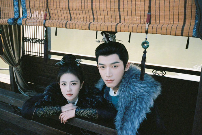 Thuộc dòng phim chữa lành, tác phẩm kể về hành trình của những người trẻ rời thành phố để tìm về vùng cao nguyên hoặc miền biển nhằm khởi nghiệp và tìm lại chính mình. Phim gây ấn tượng nhờ những khung hình thiên nhiên giàu tính điện ảnh, đồng thời truyền tải thông điệp tích cực về lối sống bền vững và sự cân bằng giữa con người với môi trường.