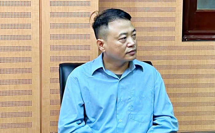 Ông Nguyễn Hoà Bình (tên gọi khác là Shark Bình)