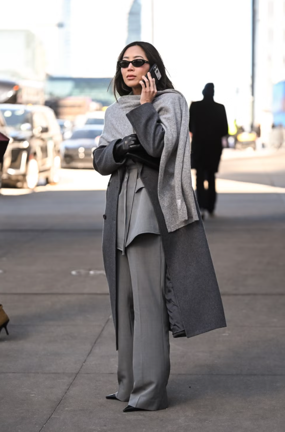 Những set đồ street style mùa xuân giúp bạn ghi điểm nơi công sở Ảnh 1