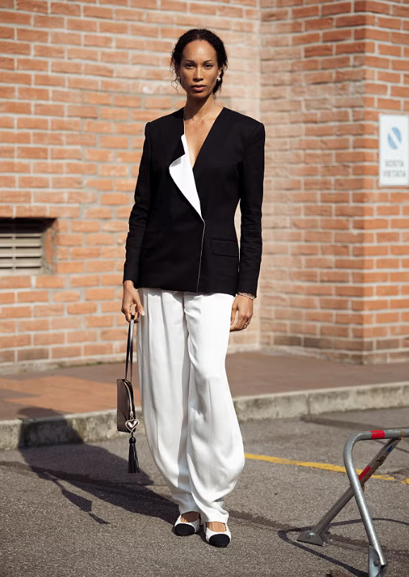 Những set đồ street style mùa xuân giúp bạn ghi điểm nơi công sở Ảnh 7