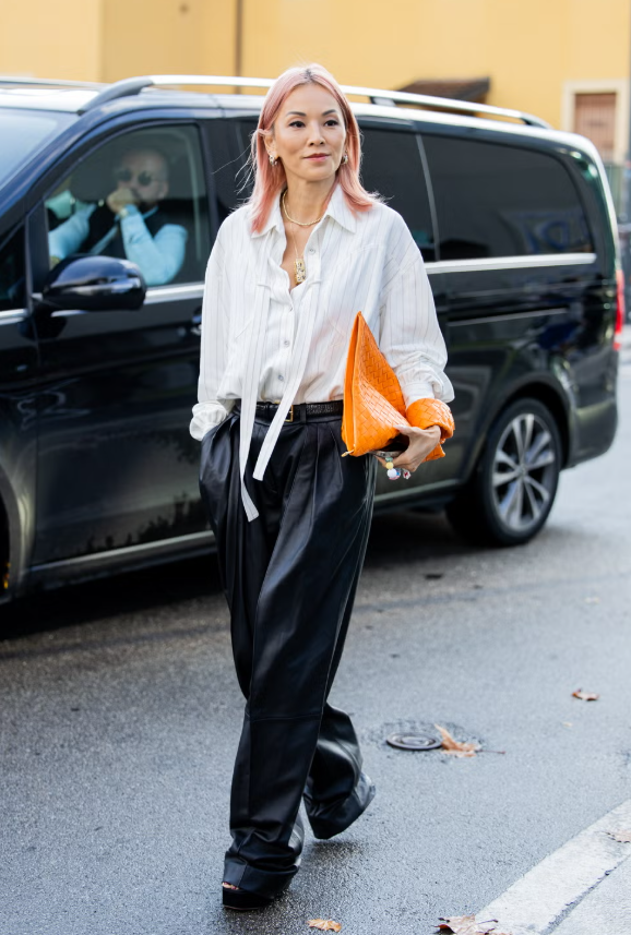 Những set đồ street style mùa xuân giúp bạn ghi điểm nơi công sở Ảnh 2