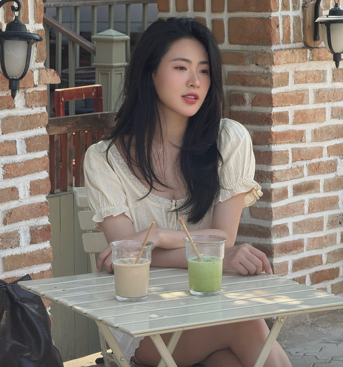 Nữ chính phim Không giới hạn khoe visual trong trẻo, ngọt ngào trong loạt ảnh mới nhất. Ảnh: FBNV