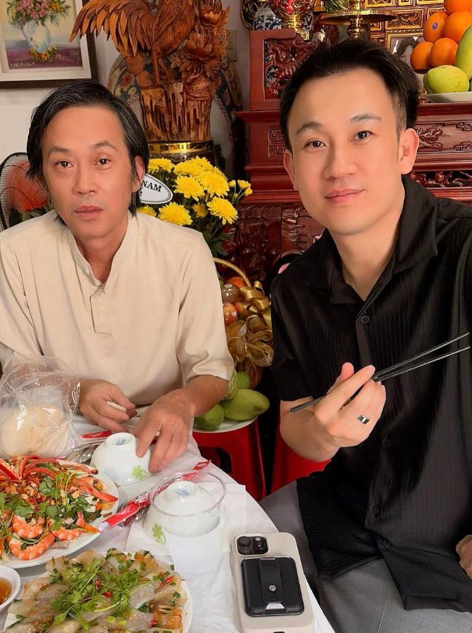 Dù không xuất hiện dày đặc, mỗi lần góp mặt của Hoài Linh vẫn thu hút sự quan tâm lớn từ công chúng