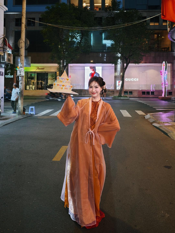 'Đứa con' để đời của Hòa Minzy Ảnh 3