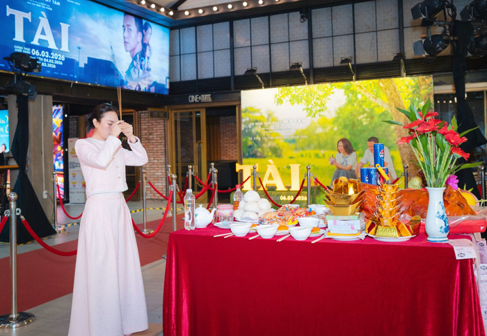 Mỹ Tâm cùng ê-kíp đang nỗ lực thực hiện sự kiện công chiếu phim điện ảnh Tài. Ảnh: FBNV