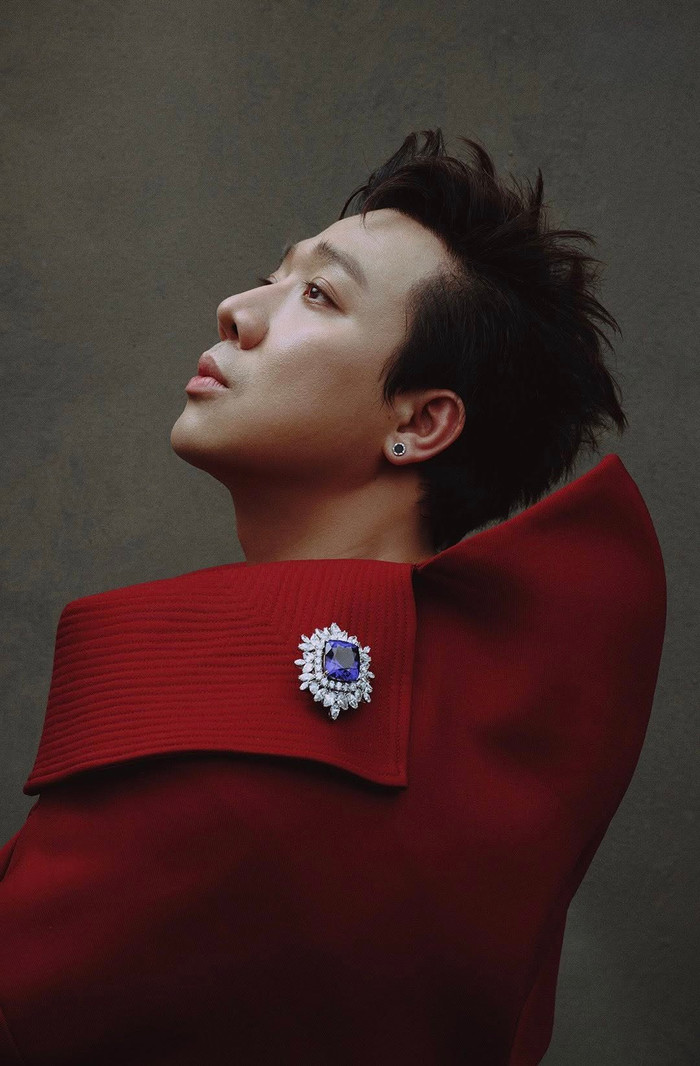 Trấn Thành đang bận rộn với lịch trình công việc dày đặc, anh đã bay sang Hàn Quốc từ ngày 26/2. Ảnh: FBNV