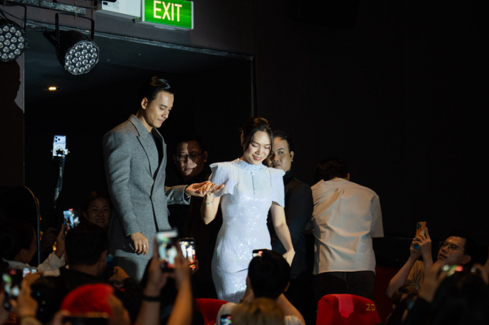 Mỹ Tâm và Mai Tài Phến tại suất chiếu sớm phim Tài chiều 2/3 ở TP.HCM