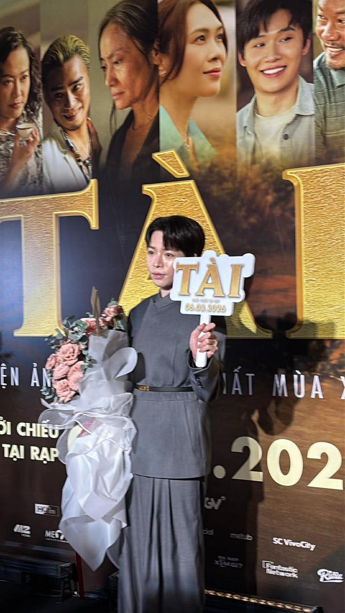 Ca sĩ Đức Phúc.