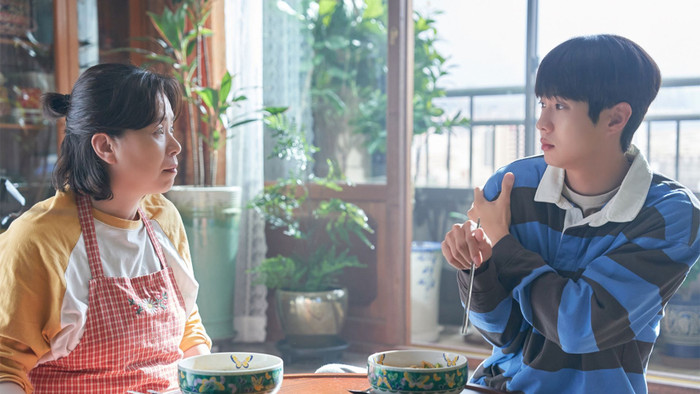 Bộ phim Hàn Quốc Đếm Ngày Xa Mẹ đang dẫn đầu phòng vé Việt.