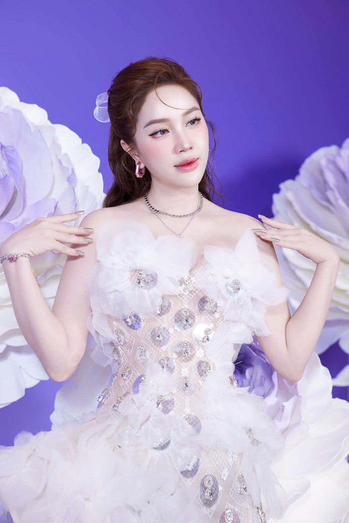 Quyết định từ bỏ gây tiếc nuối của Bảo Thy Ảnh 1