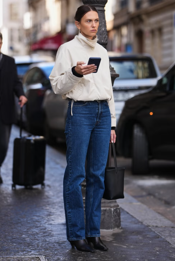 Cách phối đồ sành điệu với bốt và quần jeans năm 2026 Ảnh 6