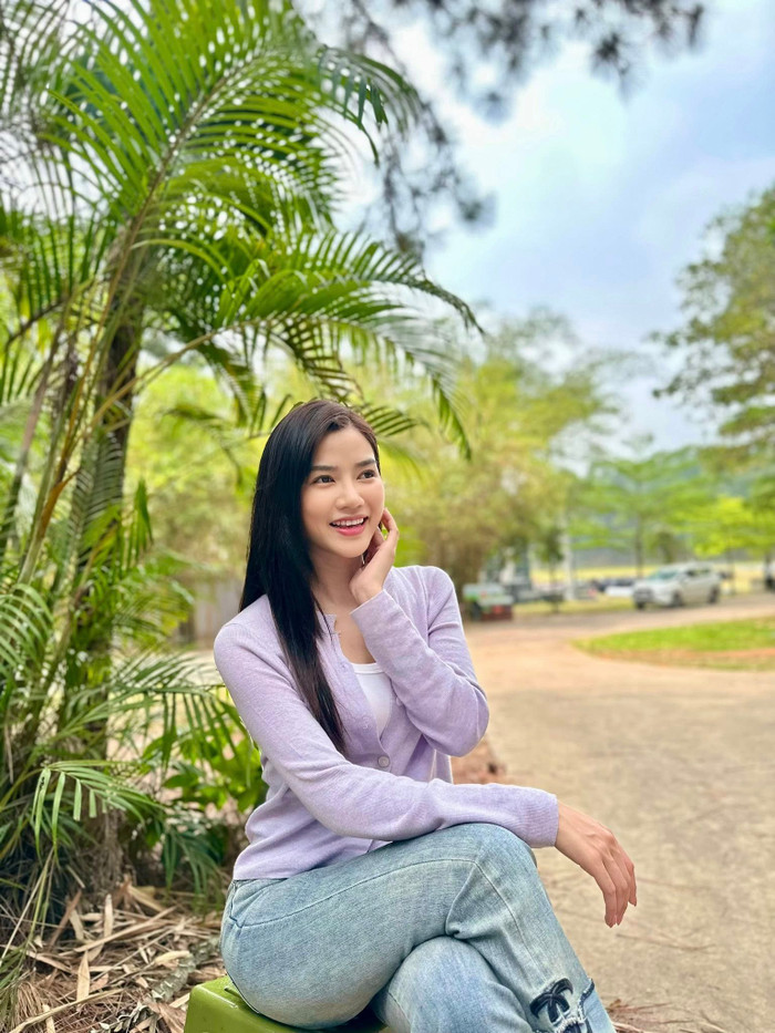 Sự quan tâm dành cho nhan sắc đời thường của Anh Đào phần nào phản ánh sức lan tỏa từ vai Khánh Linh trong Không Giới Hạn (Ảnh: FBNV).