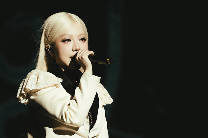 Phùng Khánh Linh mới đây đã có những chia sẻ đáng chú ý về hành trình làm nghệ thuật, đặc biệt là giai đoạn tiêu cực, từng muốn bỏ cuộc.