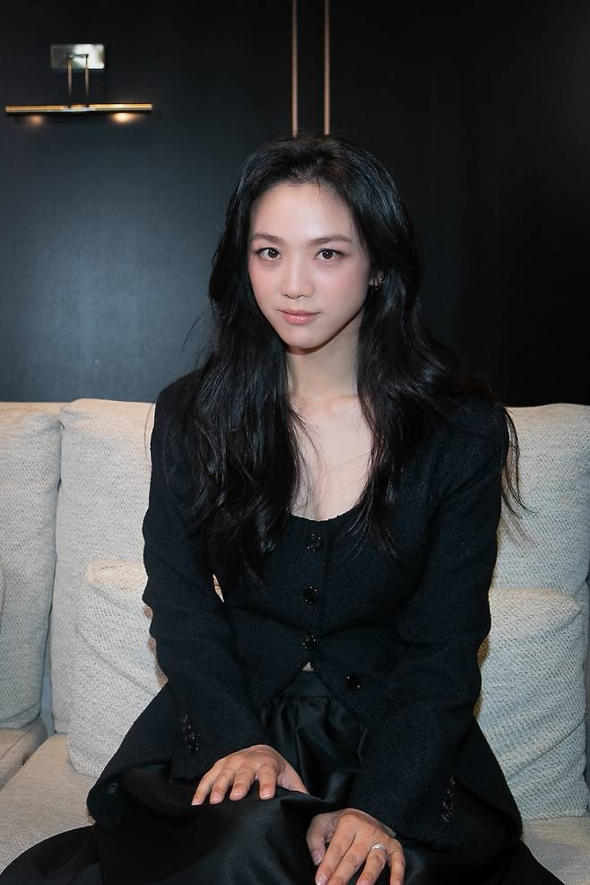 Nhiều khán giả kỳ vọng Thang Duy sớm công bố tin vui trong thời gian sắp tới. Ảnh: Ace Film Studio