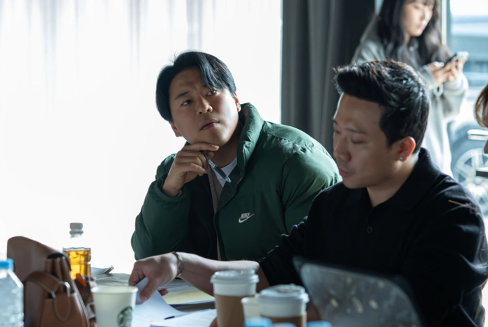 Nam nghệ sĩ chuẩn bị kỹ lưỡng, học nhiều ngôn ngữ để phục vụ vai diễn