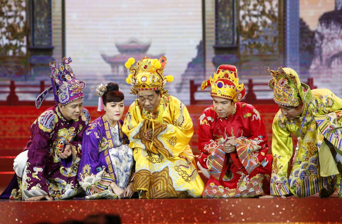 Táo Quân tiếp tục khai thác yếu tố châm biếm, phản ánh đời sống xã hội