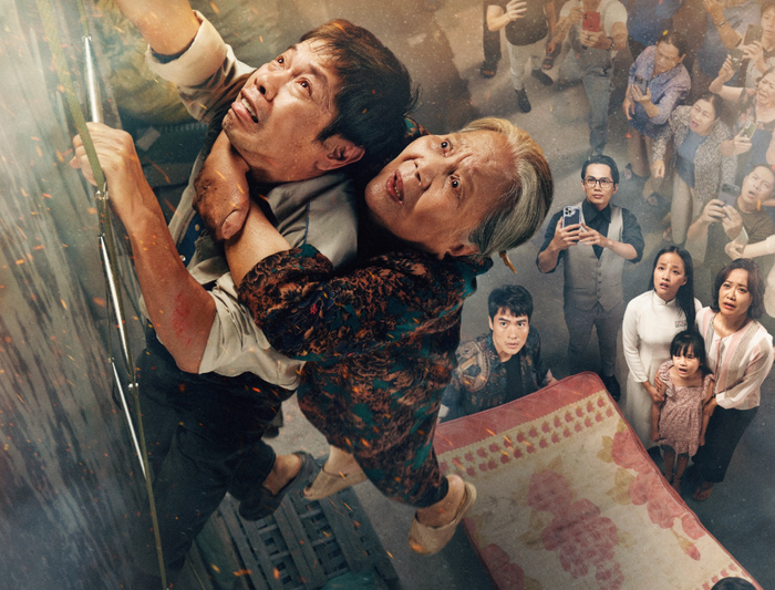 Anh Hùng lấy cảm hứng từ những câu chuyện có thật, xoay quanh nghi án trục lợi từ thiện.