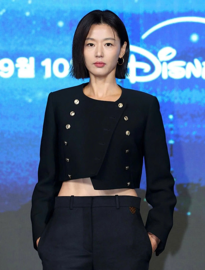 Chia sẻ của mẹ chồng Jun Ji Hyun khiến dân tình tranh cãi.&nbsp;