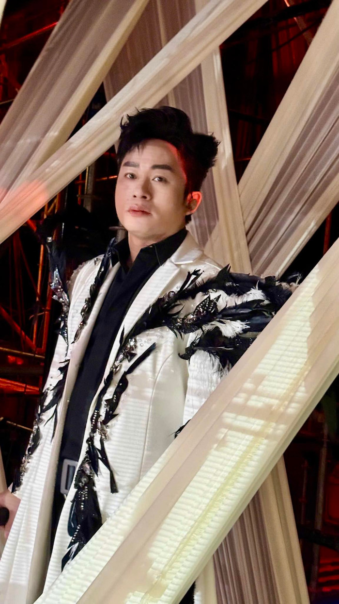 Tùng Dương vẫn giữ phong độ ổn định suốt nhiều năm qua.